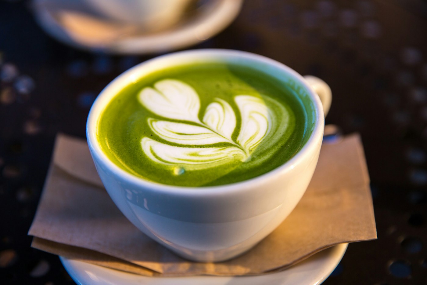 ラテアートの抹茶ラテ